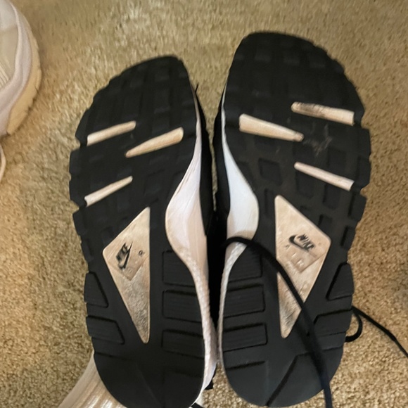 Nike Sneakers - Picture 3 of 3